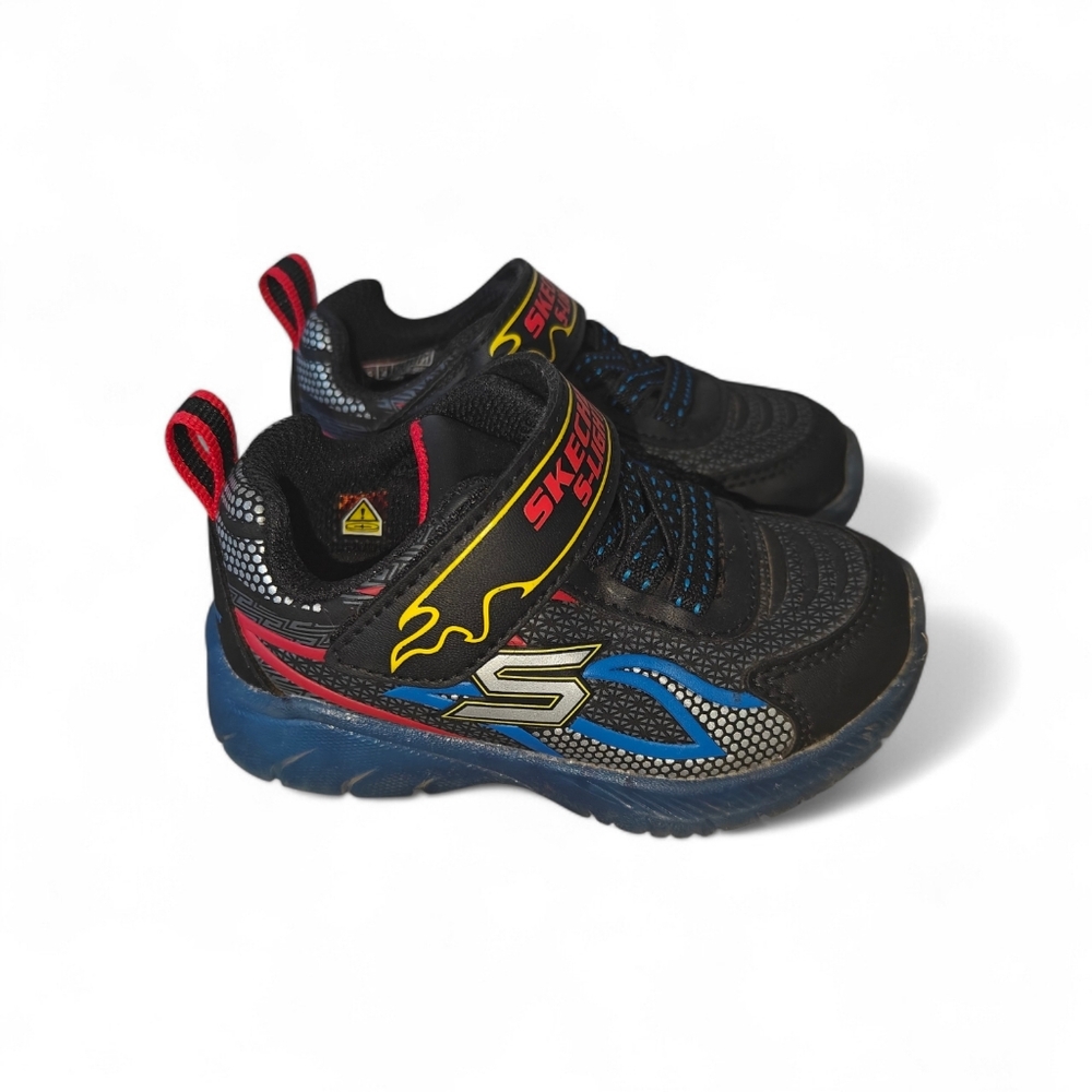 Skechers Boy's S Lights On ILLUMI-BRIGHTS Thermo-Tracker Sneakers 5c